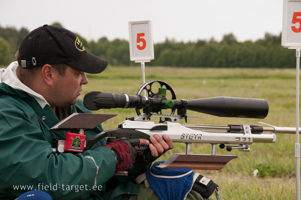 Sergejs Semjonovs with Steyr LG110 FT on Line 5